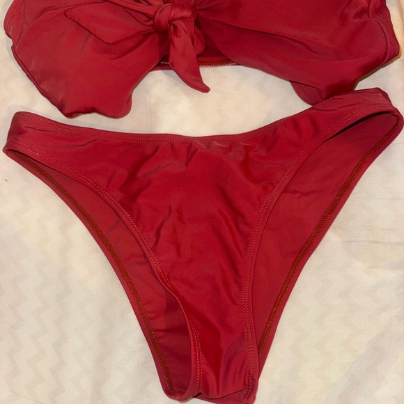 Red Bikini Set - Picture 2 of 6